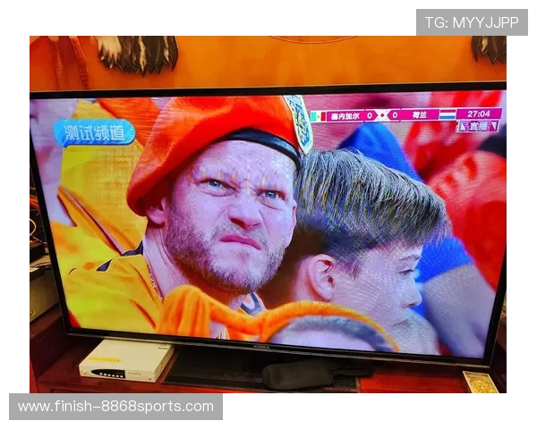 足球巨星现身综艺节目揭露幕后故事与生活点滴引发粉丝热议 足球巨星现身综艺节目揭露幕后故事与生活点滴引发粉丝热议