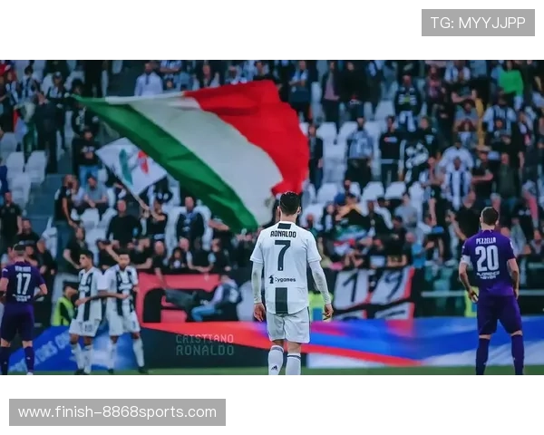 足球球星技艺解析:从梅西的盘带到C罗的射门技巧揭秘 足球球星技艺解析:从梅西的盘带到C罗的射门技巧揭秘